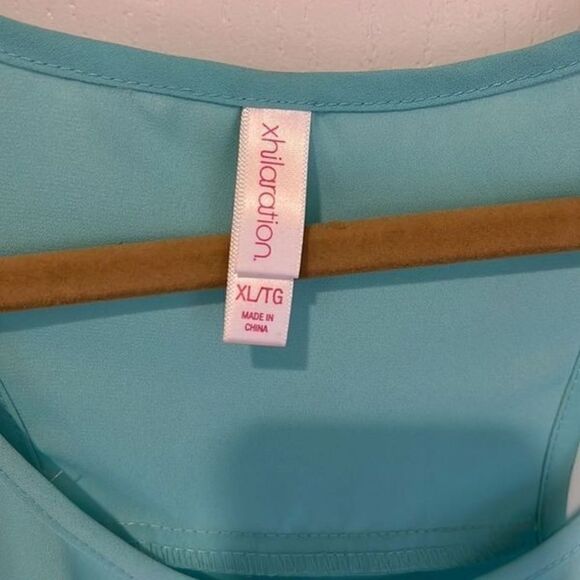 xhilaration teal sleeveless top silky and shear long - Picture 2 of 7